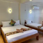 Feliness Resort